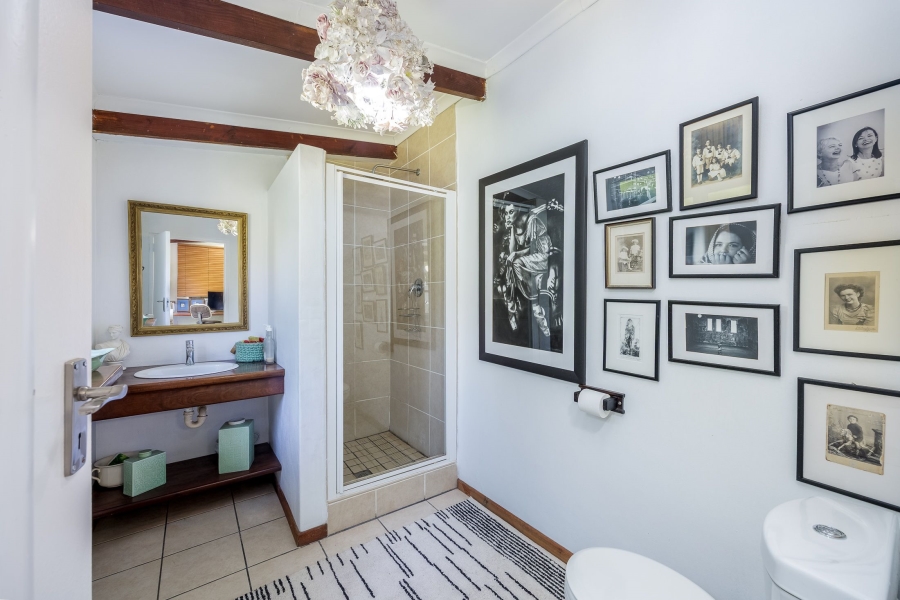 5 Bedroom Property for Sale in Paradyskloof Western Cape